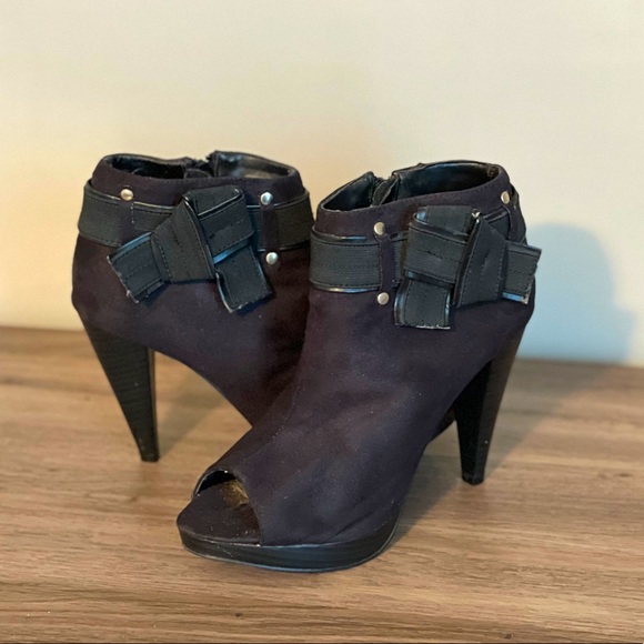 Charlotte Russe High Heels - Picture 2 of 3